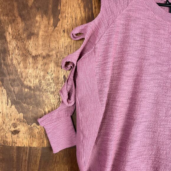 Express Womens Sweater Pink Knitted Cold Ladder Sleeve U Hem Small - Picture 3 of 13